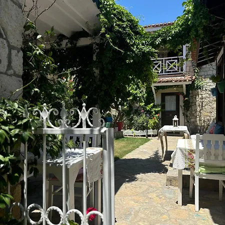 Gasthuis Taşdelen 3*